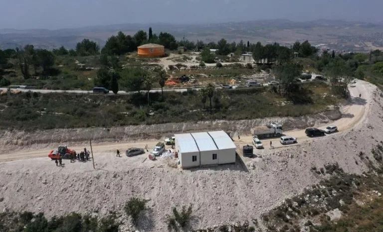 Israël annonce une expansion massive des colonies de peuplement sur la côte ouest occupée
