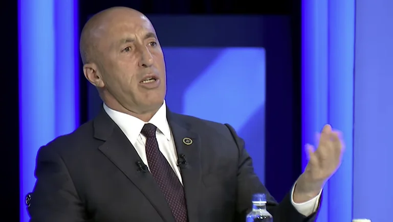 Haradinaj: Kurt está atacando el temelo de nuestra economía, está en interés de los que hicieron barricadas en el norte.