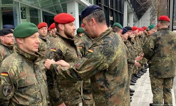 Danger vient de Russie, l'OTAN cherche 400 000 soldats supplémentaires d'Allemagne