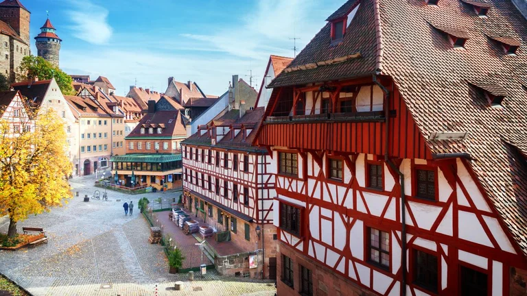 De Pristina a Nürnberg entradas gratis, viaje seguro!