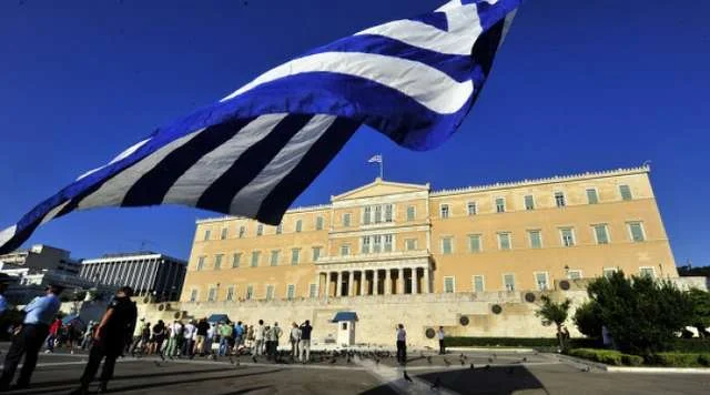 Lajm i mirë për shqiptarët: Greqia do të përshpejtoj marrjen e leje-qëndrimit
