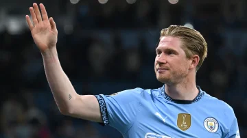 De Bruyne weigerte sich zwei Premier League Clubs, Neapel zu betreten