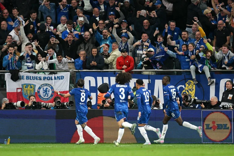 Chelsea a fait son devoir avec succès à Betty.