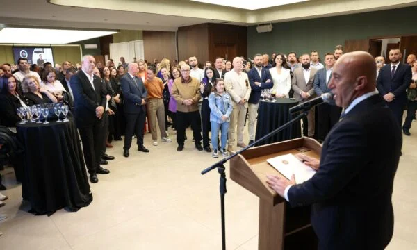 Haradinaj en el 25o aniversario de AAK en Pec: Estamos listos para devolver el buen gobierno en las elecciones locales