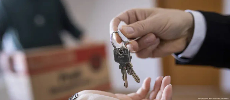 Germania: Perché gli stranieri pagano più in affitto rispetto ai locali