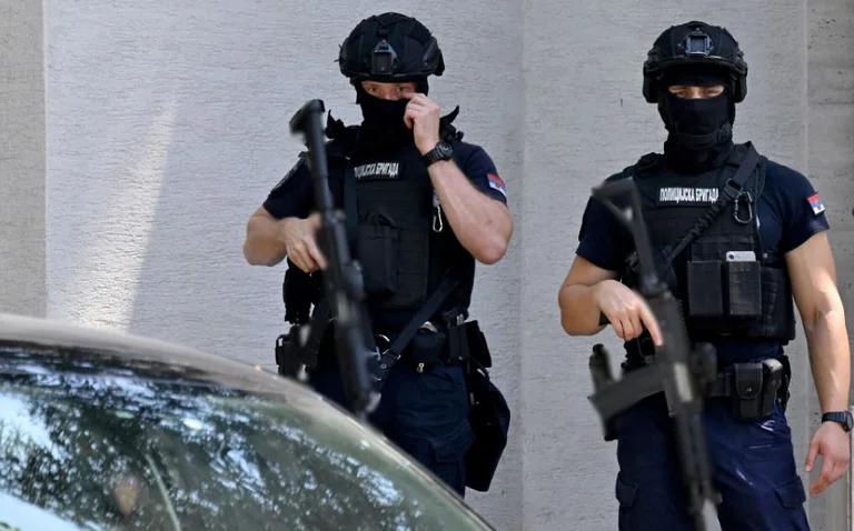 Aucun Albanais accepté au dernier concours de police en Serbie, KKSH réagit