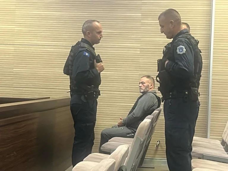 El Testigo dice que el acusado Lutvi había sido torturado: Mlka beat, porque soy albanés