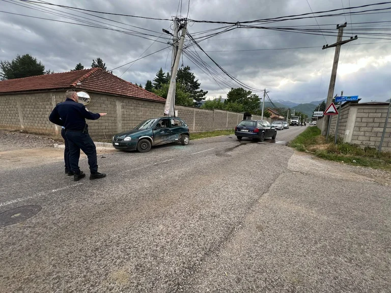 Accident entre deux voitures à Decan, suspecté de blesser