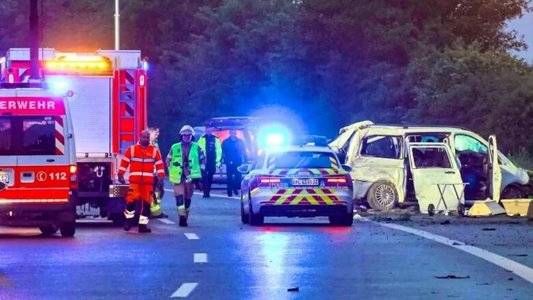 Tre albanesi perdono la vita in un incidente stradale a Koblenz, Germania
