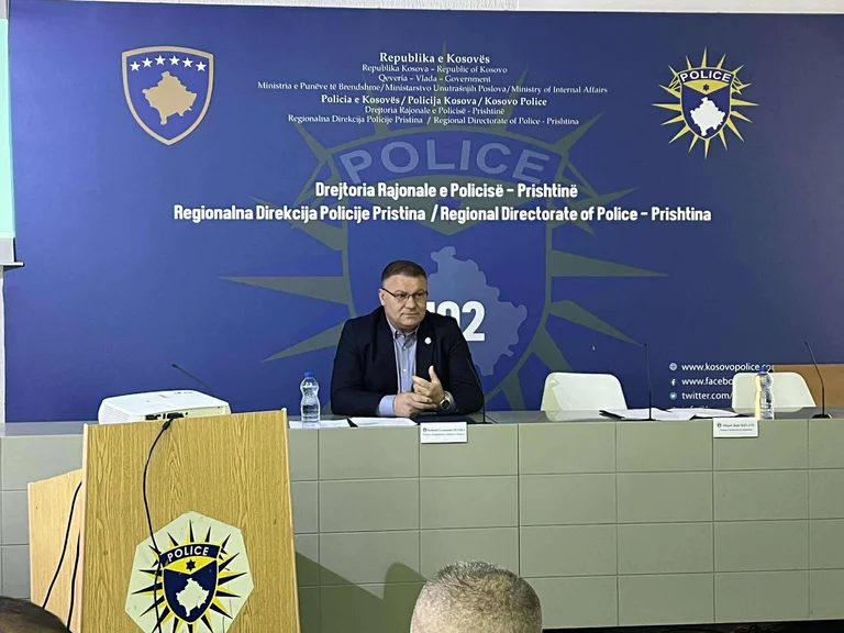 North incident, Polizei: Es gab Blut um seinen Hals, bemalte es vor dem Demütigen.