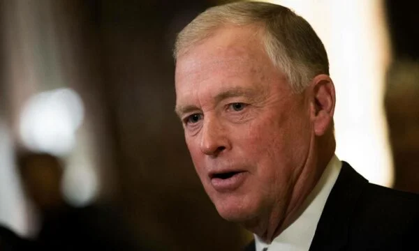 Ex vicepresidente estadounidense: Si Rusia toma Ucrania, el orden llega a los Balcanes, Polonia
