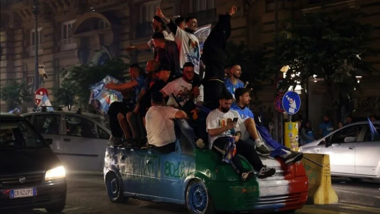 Full of 39 injured, three arrested and a weapon seized after celebrations of Naples title