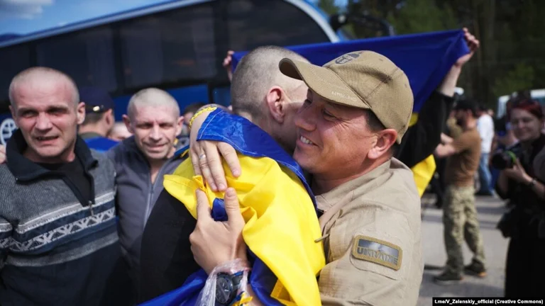Ucraina, Russia scambio quasi 800 prigionieri