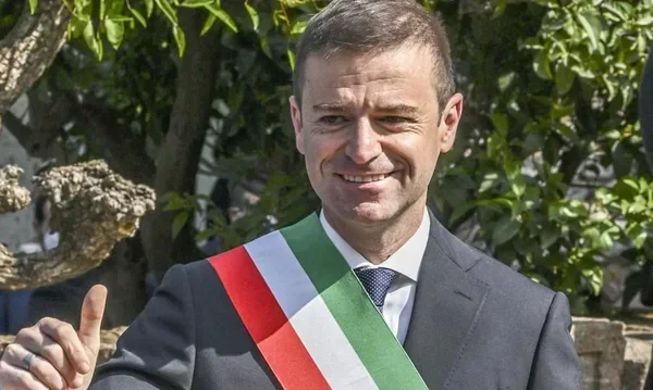 Sindaco italiano Sorrento Arrested