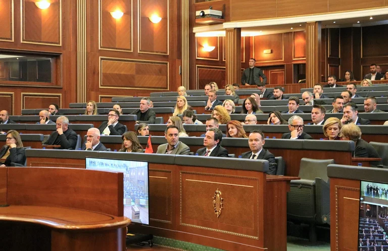 The 19th House Constitution session begins, positive results are not expected