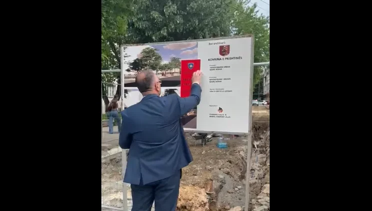Les affrontements entre le gouvernement et la municipalité de Pristina se poursuivent : Projet de blocs du MKRS dans la capitale