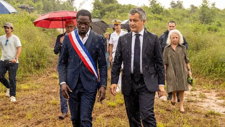 Francia lleva criminales a la selva. Prisión de alta seguridad en Guyana Francesa.