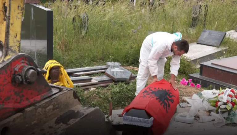 KLA héroes exhumación: El testigo tenía municiones en su tumba