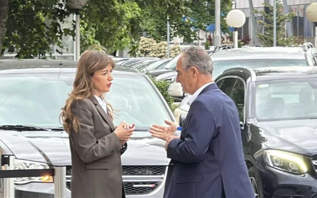 We're not enemies, we talked about family issues” Nat Hasani after publishing pictures with Albulen Hadziun