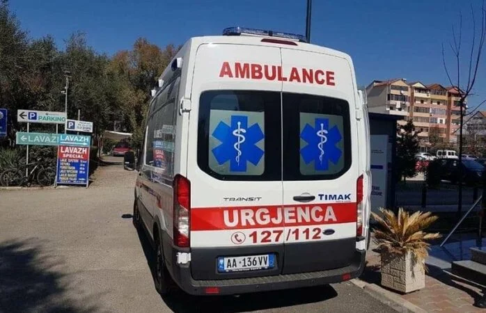 L'ha buttata giù, ha perso la sua vita di quattro anni a Fier.
