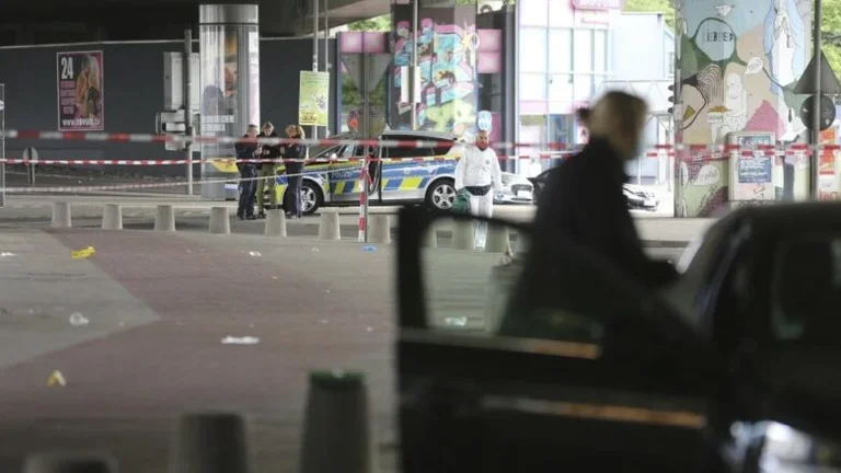A stab attack in Bielefeld, Germany, hurts at least five people