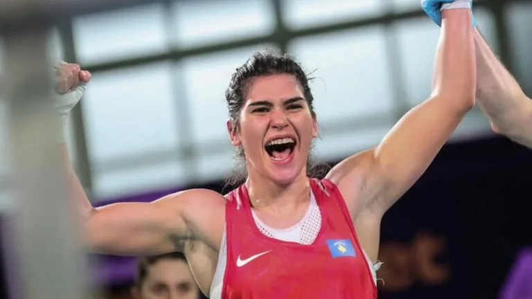El logro histórico del boxeador: Donjeta Sadiku gana oro en Polonia