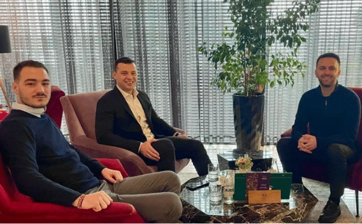 Il figlio di Jakup Krasniqi: Harres to Saviors in L'Aia, un forte crollo della cittadinanza del Kosovo