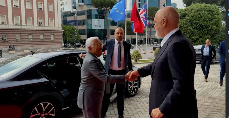 Costa si dirige verso l'Albania, prevista da Rama