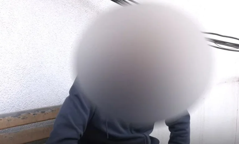 Le père de deux filles est condamné à 7 mois de prison.