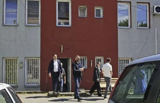 Tres instituciones más serbias en el norte