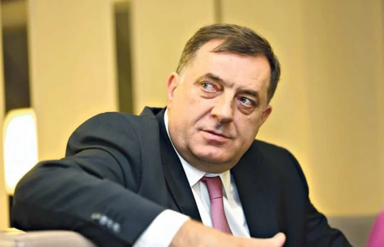 Dodik kërcënon Bosnjën e Hercegovinën: Do u djeg flamurin, mos e sillni këtu