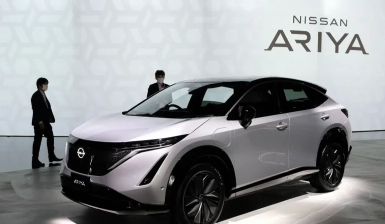 Nissan, des milliards de pertes, la réduction du personnel et l'incertitude sur l'avenir