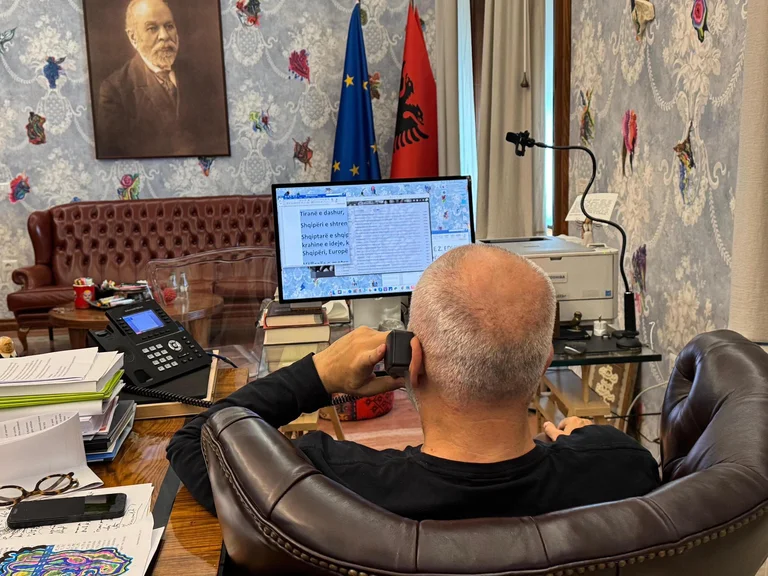 Rama parle à Thaci : Appeler frère Hashim touchait