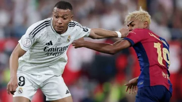 Offizielle Formationen: Barcelona Real Madrid