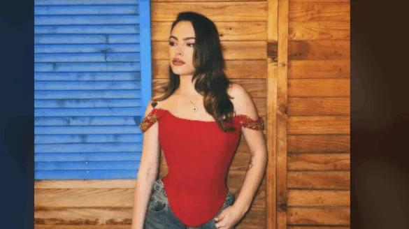 Questa è la donna ferita a Pristina, suo marito ha perso la vita nelle ferite