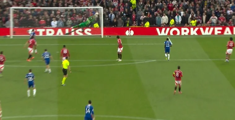 GOOOOOOOOL BIBAO en haut contre Man United