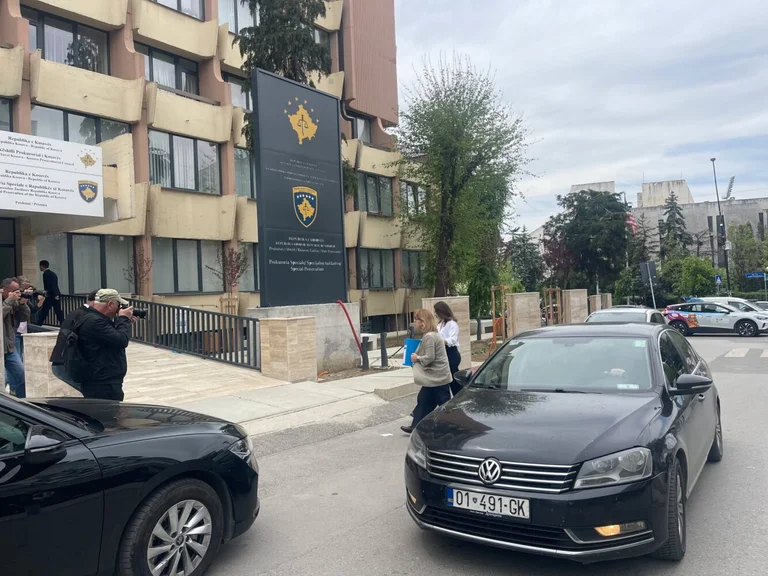 LDK consegna pettegolezzi al procuratore, contro Kurti, ex ministri