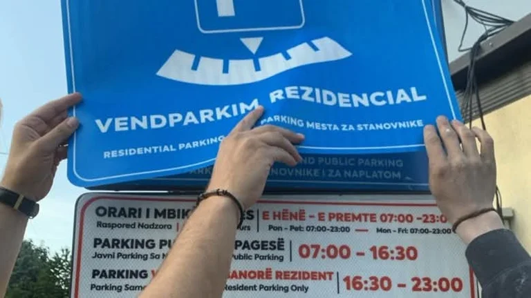 Supreme abbassa 9 regolamenti di “Pristina Parcheggio