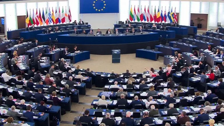 Sot pritet të miratohet raporti për Kosovën nga Parlamenti Evropian