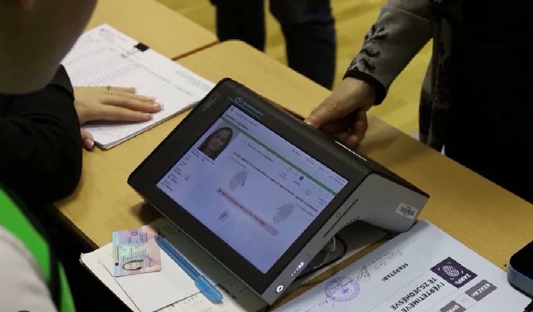 Bonne nouvelle pour les électeurs en Albanie, 11 mai vote avec des documents d'identification expirés