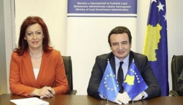 Emilja Rexhepi passa a Lumir Abdixhik, chiama “un singolo giocatore etnico