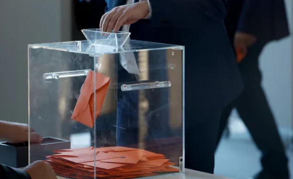 Second round of German Chancellor vote kicks off