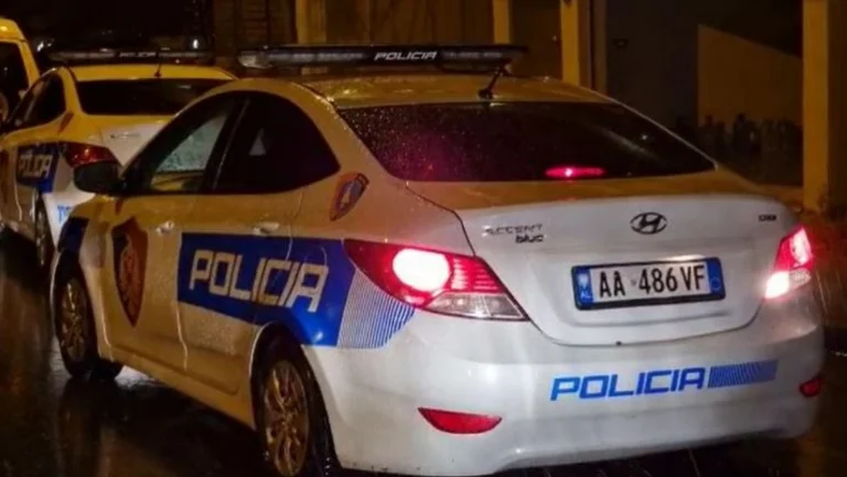 Cup bottler of girls in Korca, one of them gets hurt