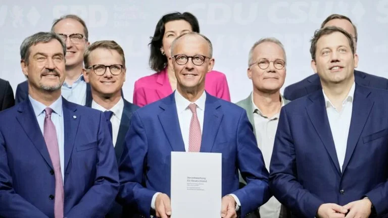 Government Coalition Agreement Signed in Germany