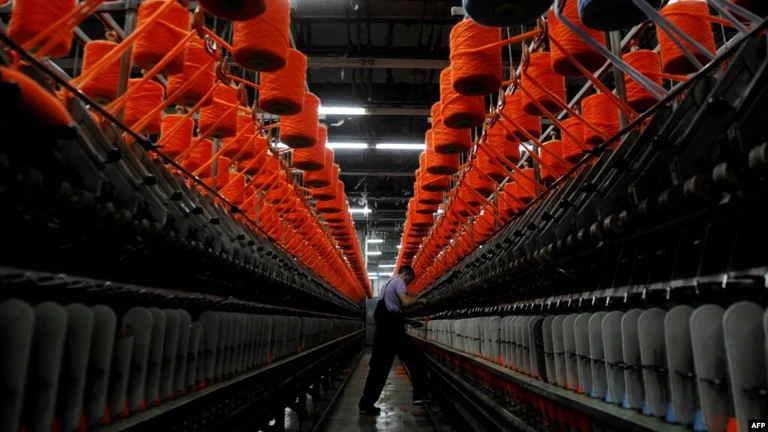 Gli investitori stranieri affrontano la burocrazia, la mancanza di lavoratori qualificati