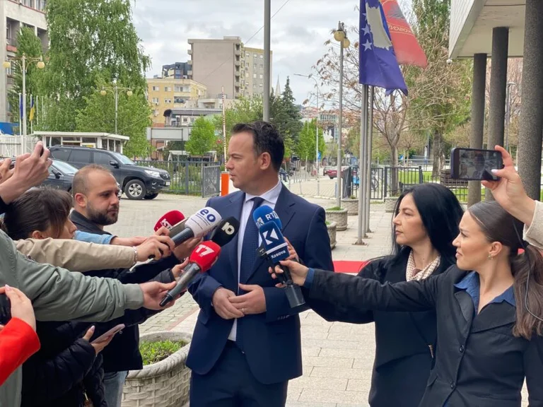 LVV gibt auf: Hadzi erneut Kandidat für Parlament Speaker
