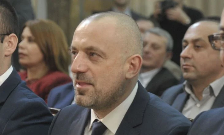 Deputetja Kearns: Radoiçiqi të ekstradohet në Kosovë për t’u përballur me drejtësinë