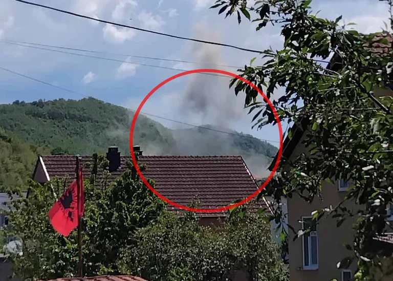 KSF schließt kontrollierte Chacanic Explosion des Fahrzeugs, das durch den Zweiten Weltkrieg übergelassen werden soll