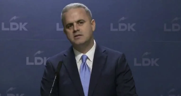Azemi: Krimi e korrupsioni në këtë pushtet është zinxhiror