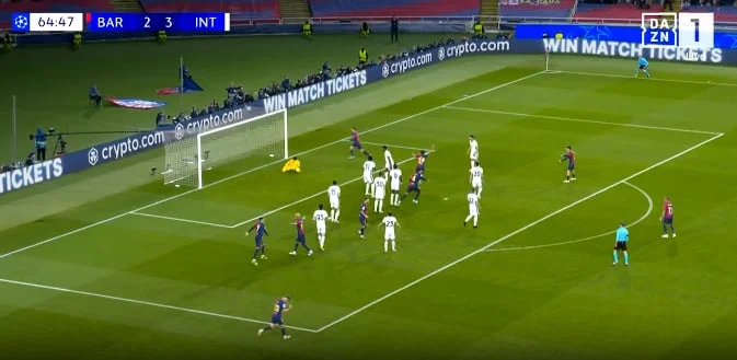 Goal after goal, Inter with Dumfree goes to Barcelona's top with Raphael.